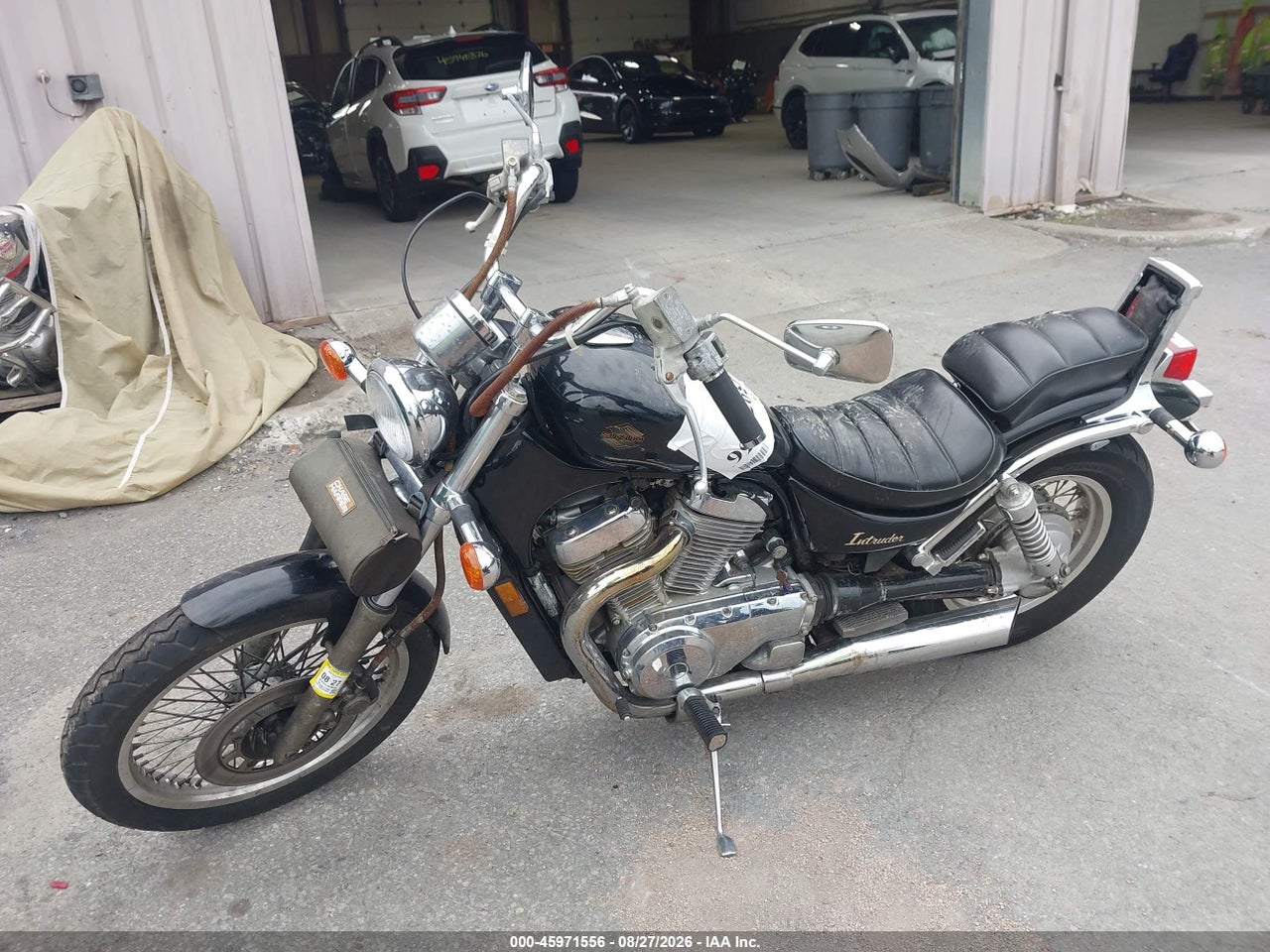 1986 SUZUKI VS700 · 2/11