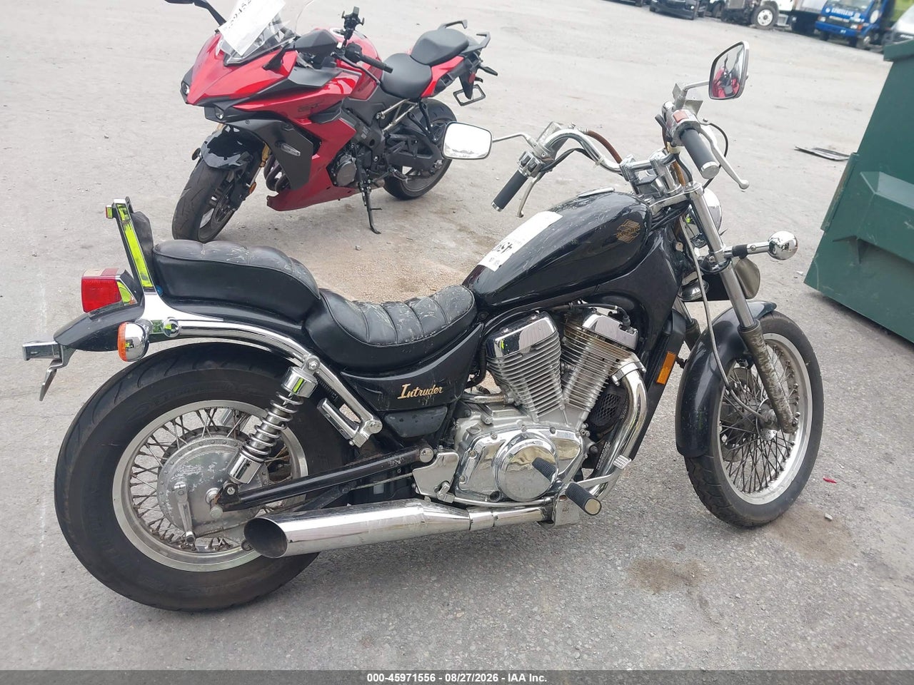 1986 SUZUKI VS700 · 4/11