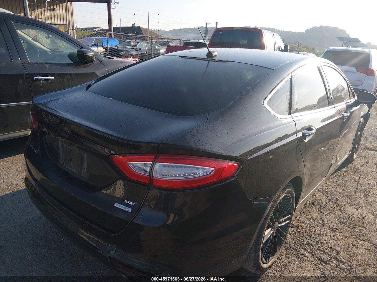 2016 FORD FUSION SE · 4/11