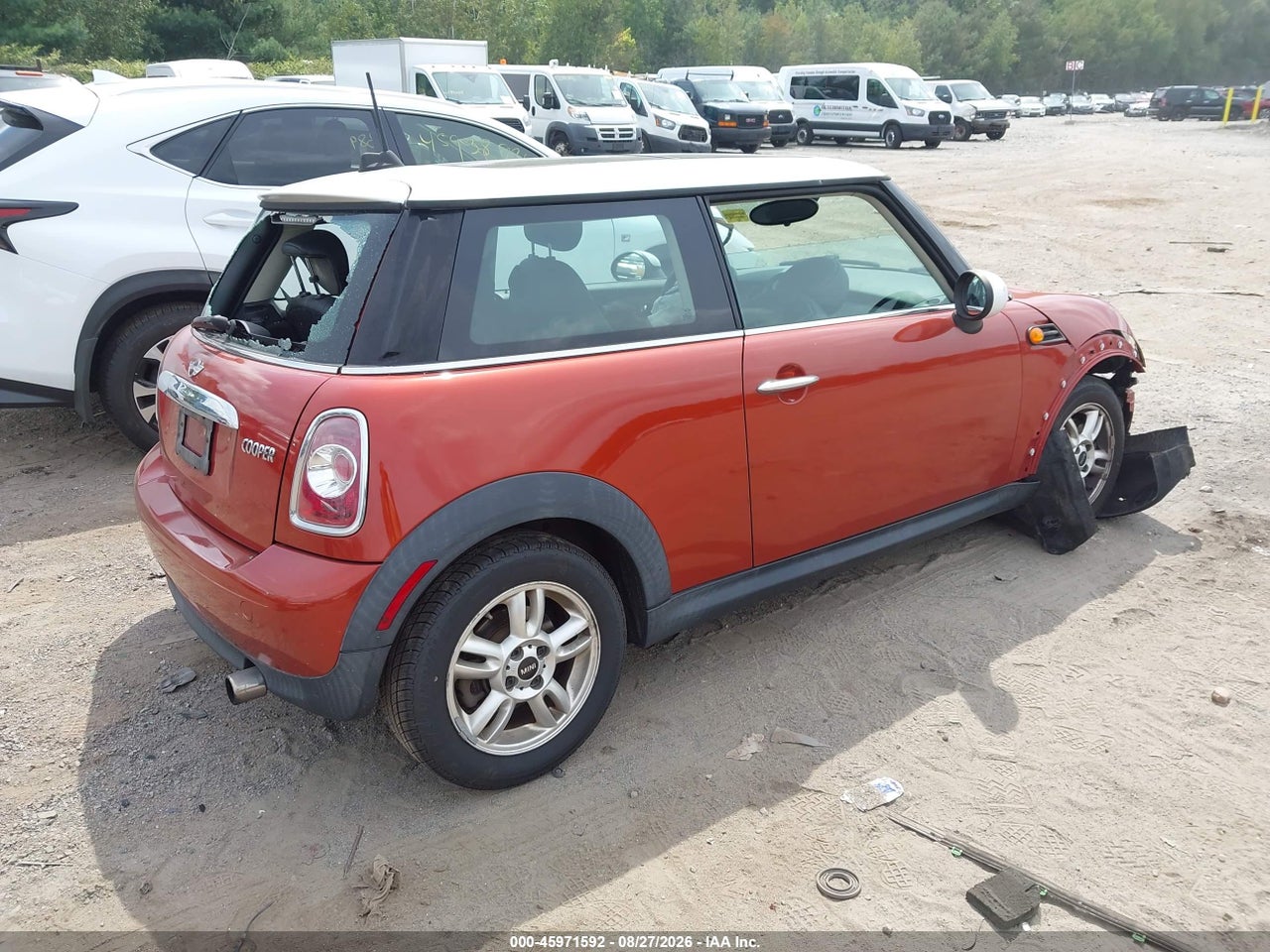 2013 MINI HARDTOP COOPER · 4/11