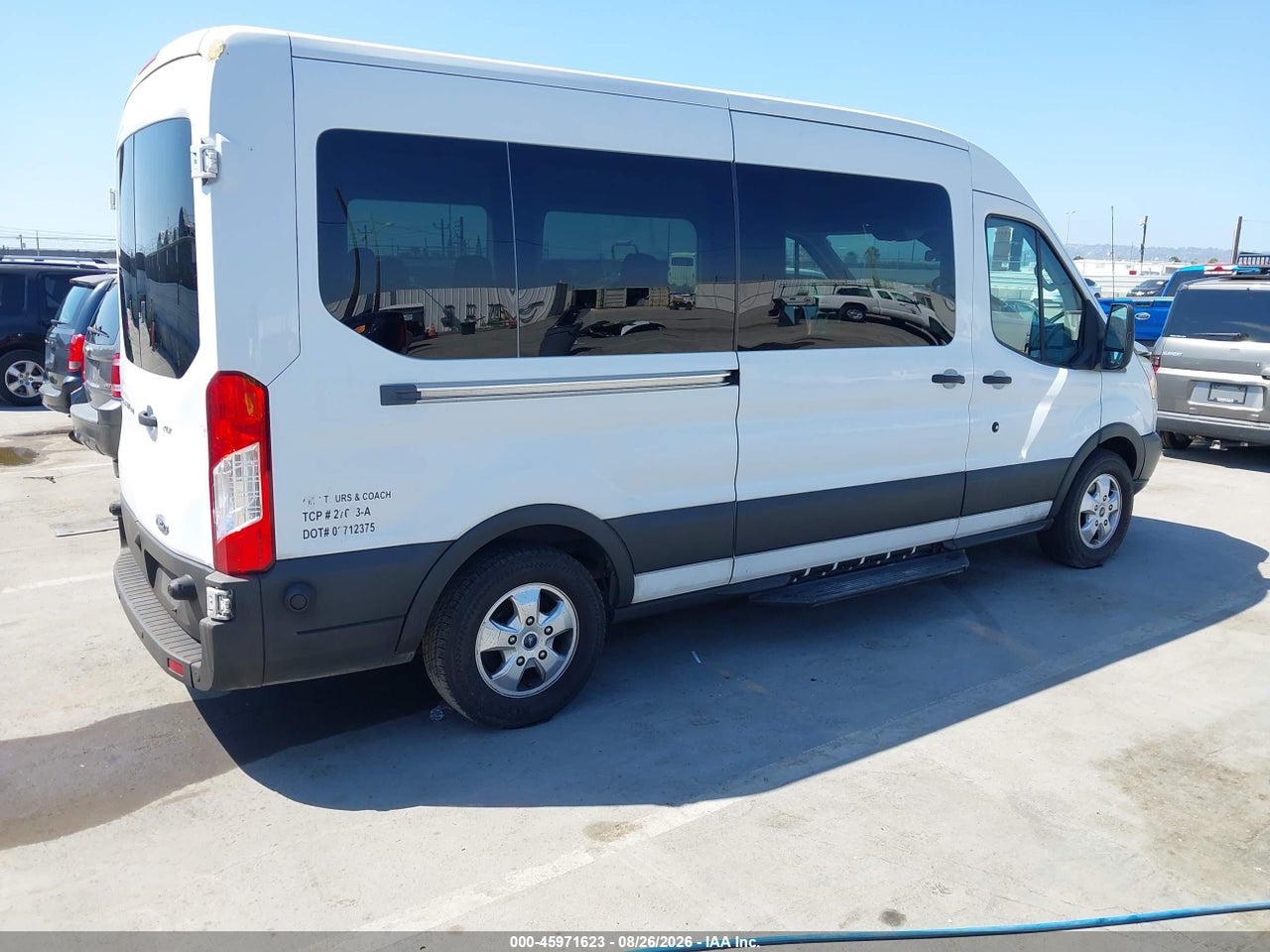 2017 FORD TRANSIT-350 XLT · 4/11