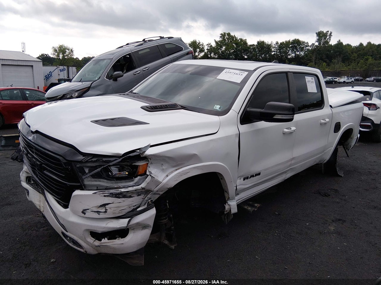 2022 RAM 1500 LARAMIE  4X4 5'7 BOX · 2/10