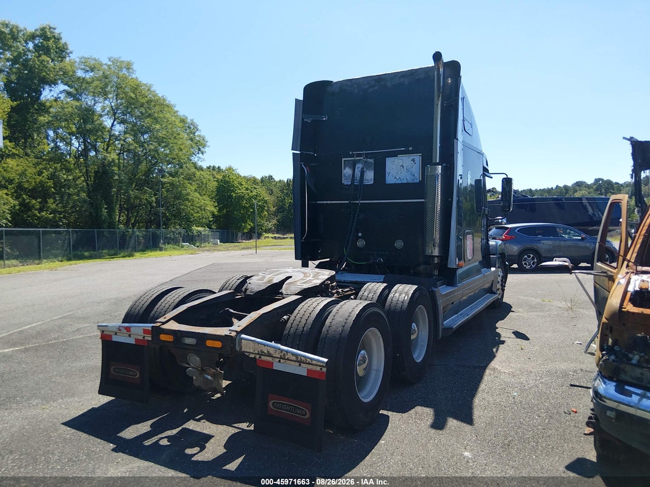 2006 FREIGHTLINER CONVENTIONAL ST120 · 4/4