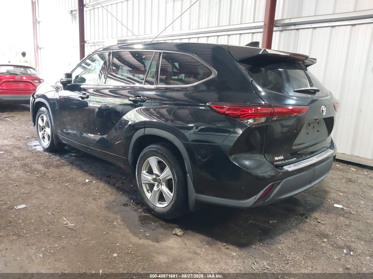 2020 TOYOTA HIGHLANDER LE · 3/10