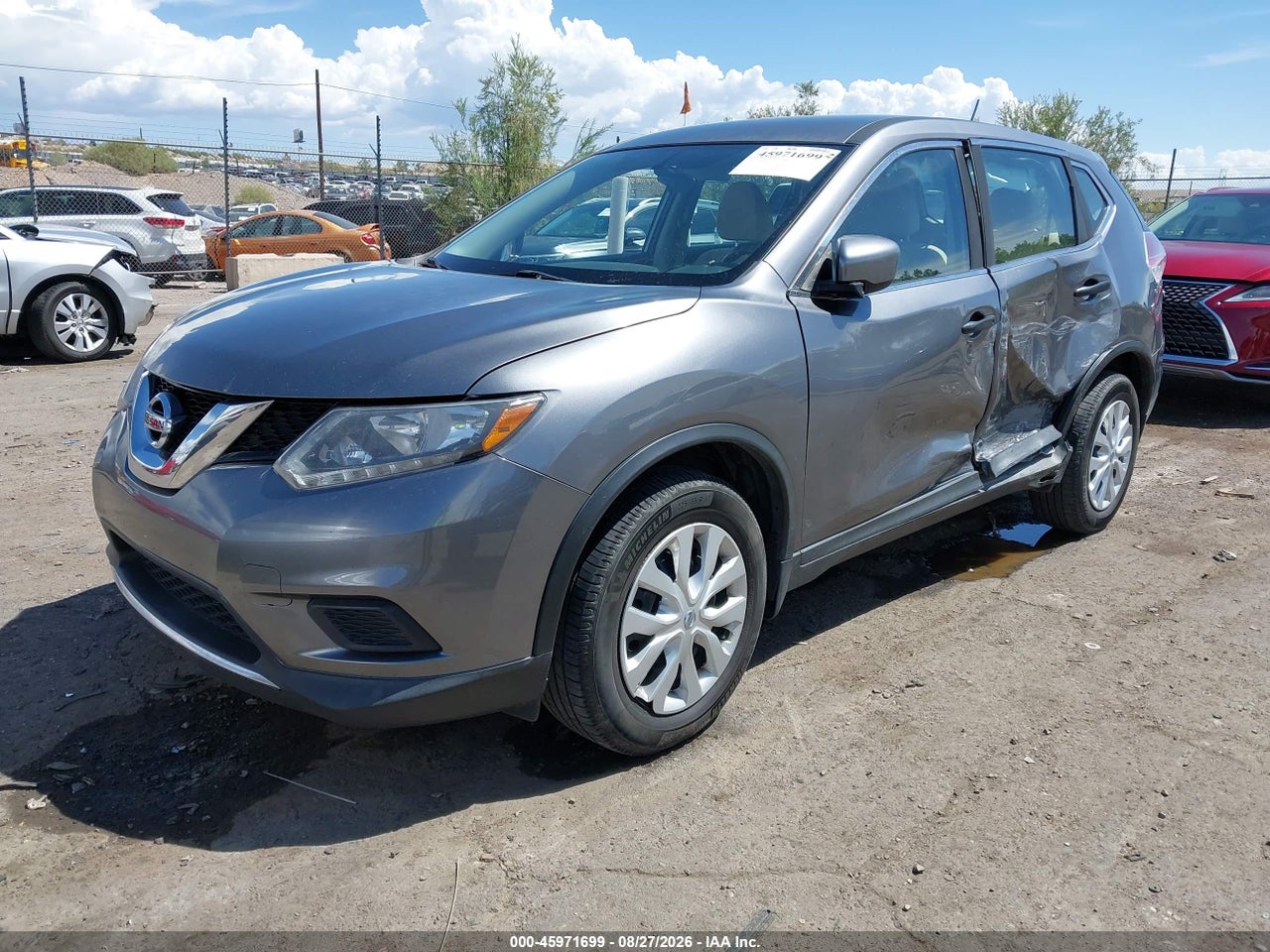 2016 NISSAN ROGUE S · 2/11