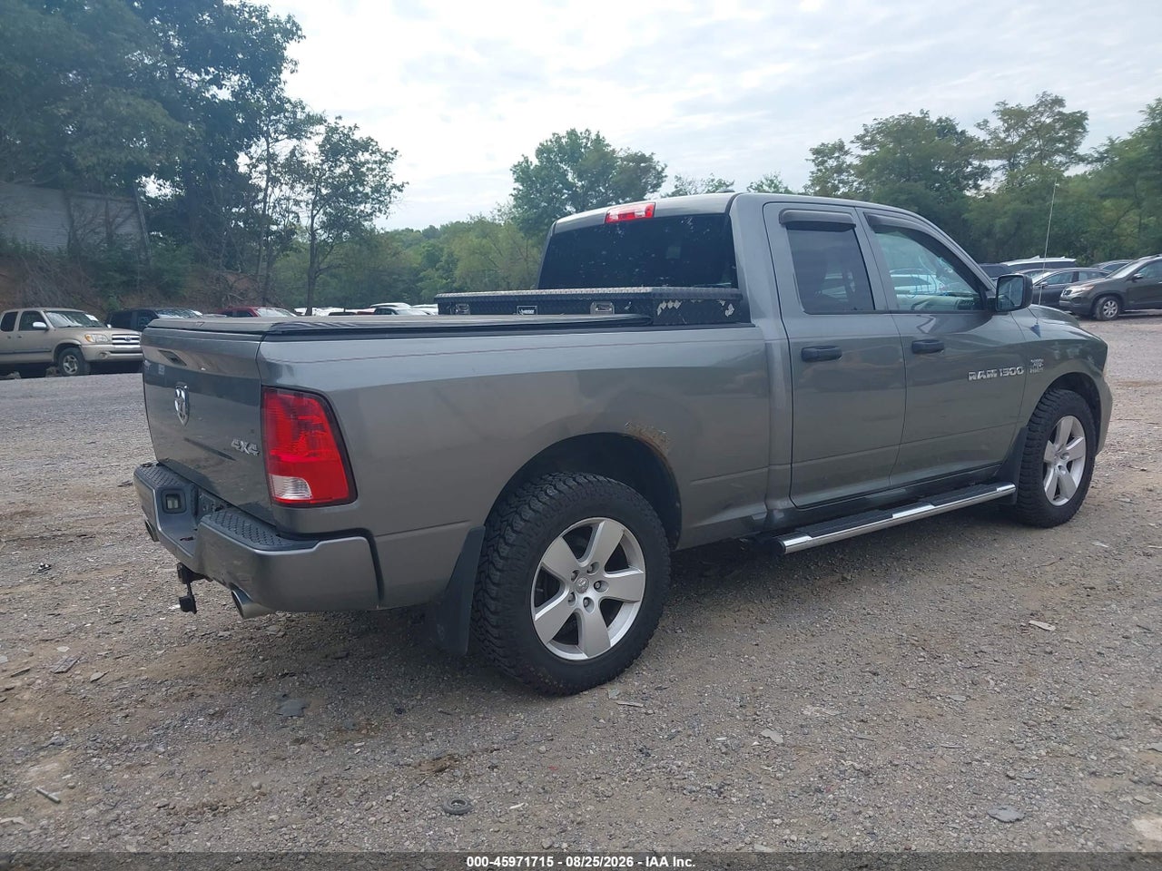 2012 RAM 1500 ST · 4/11