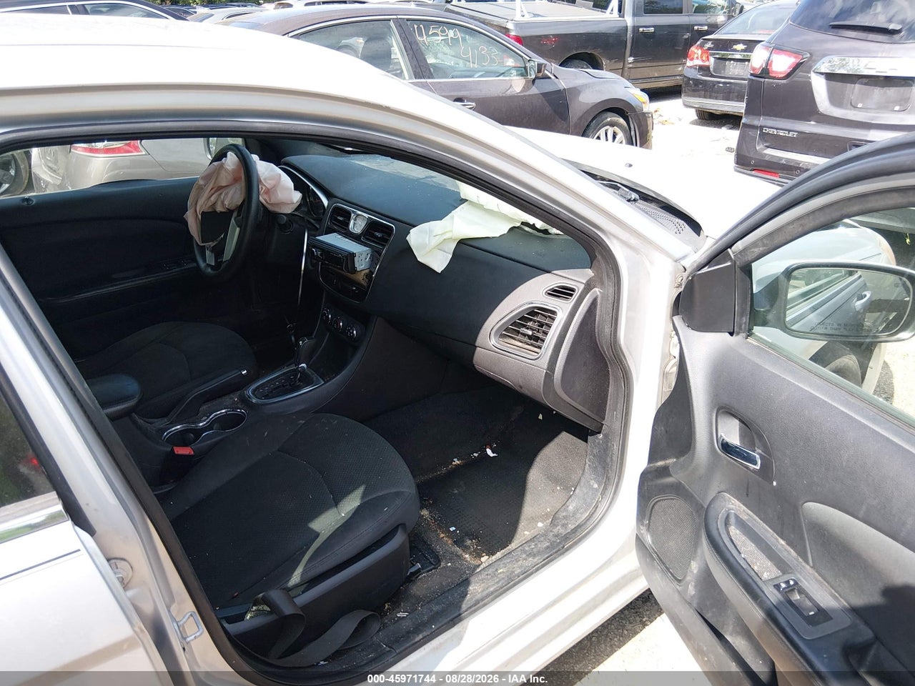 2012 CHRYSLER 200 LX · 5/11