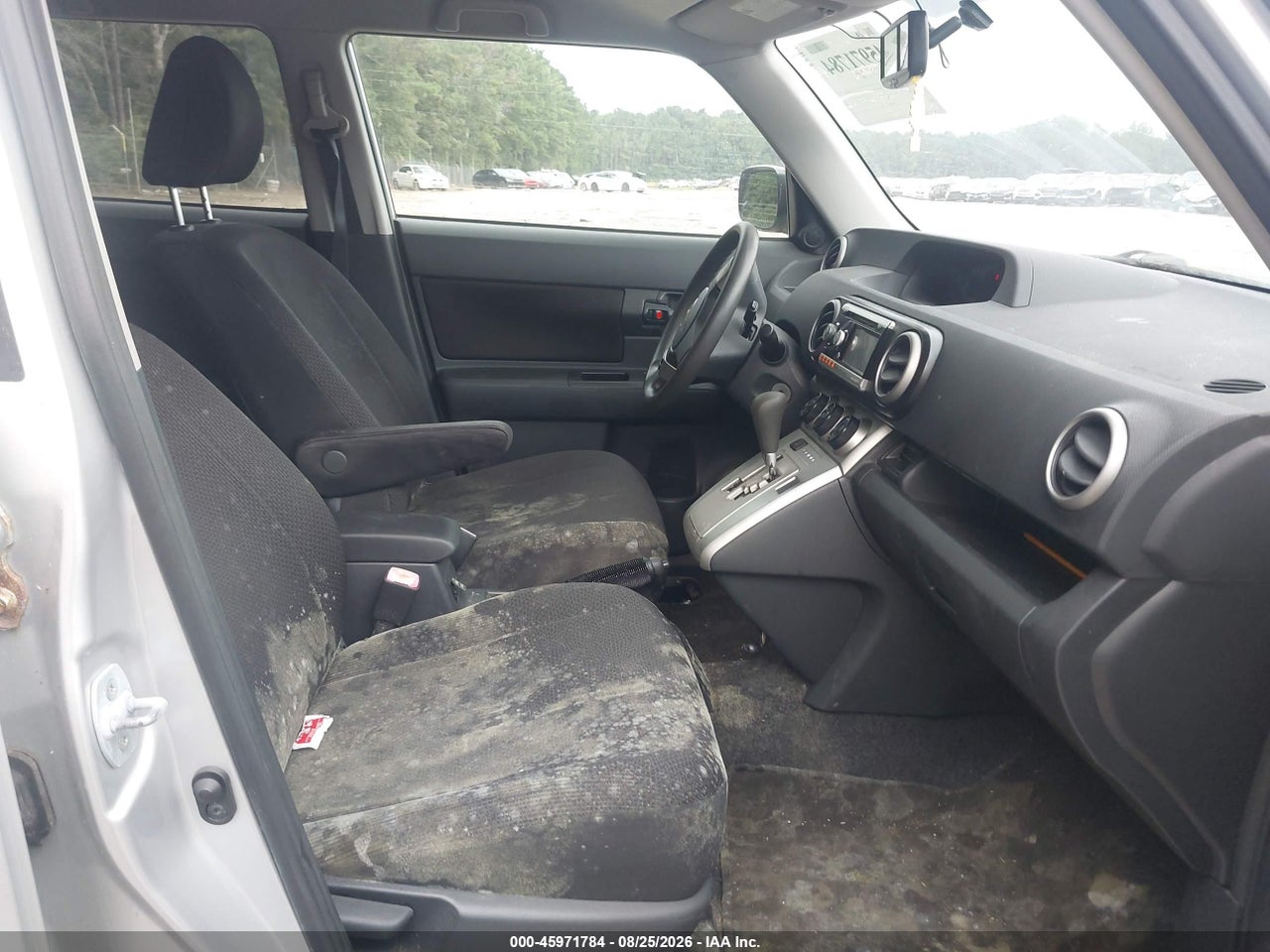 2010 SCION XB · 5/11