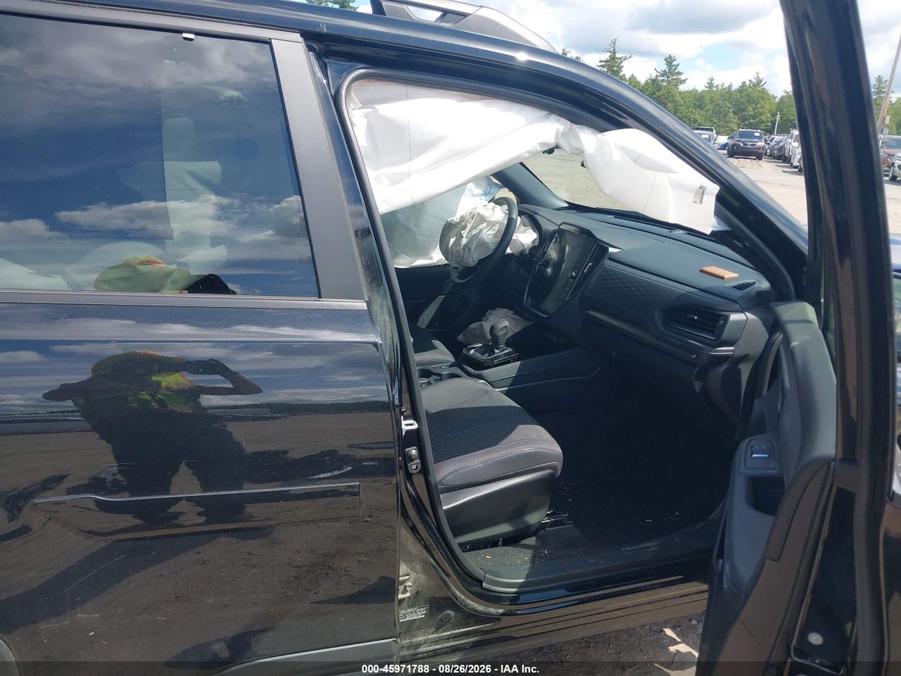2025 SUBARU FORESTER PREMIUM · 5/11