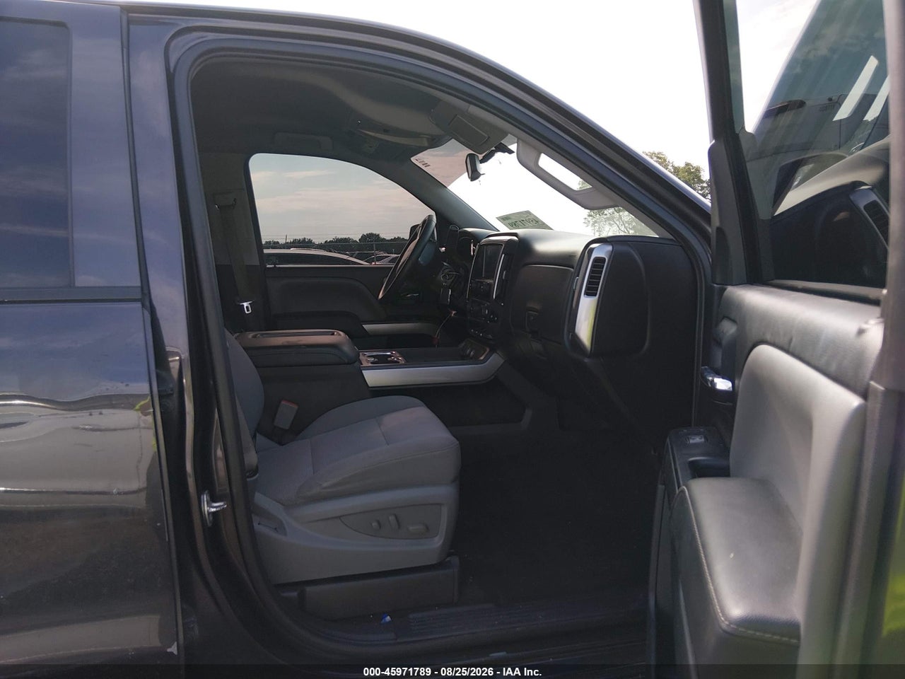 2015 CHEVROLET SILVERADO 1500 LT · 5/11