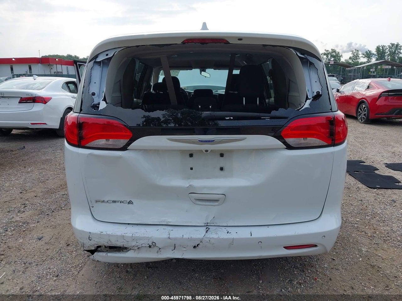 2018 CHRYSLER PACIFICA LX · 6/11