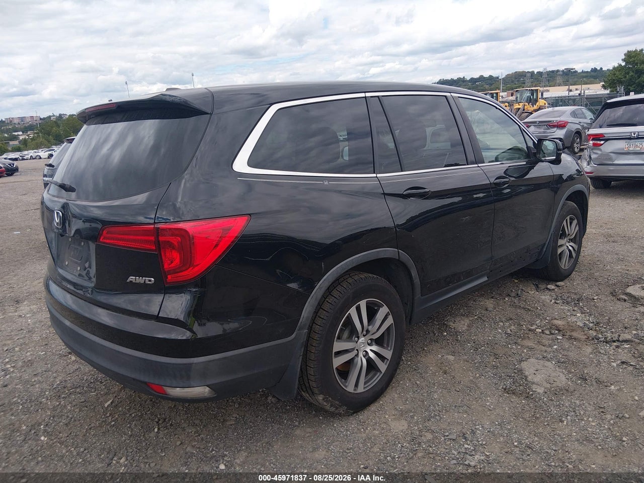2017 HONDA PILOT EX-L · 4/10