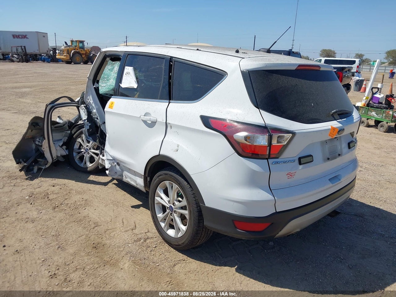 2017 FORD ESCAPE SE · 3/10