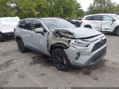 2021 TOYOTA RAV4 HYBRID XLE