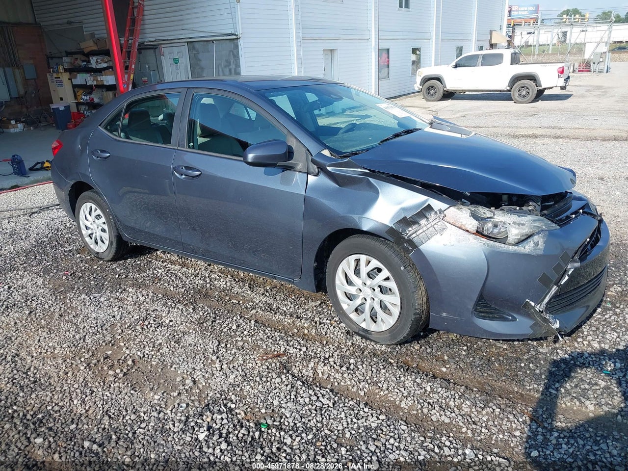 2018 TOYOTA COROLLA LE
