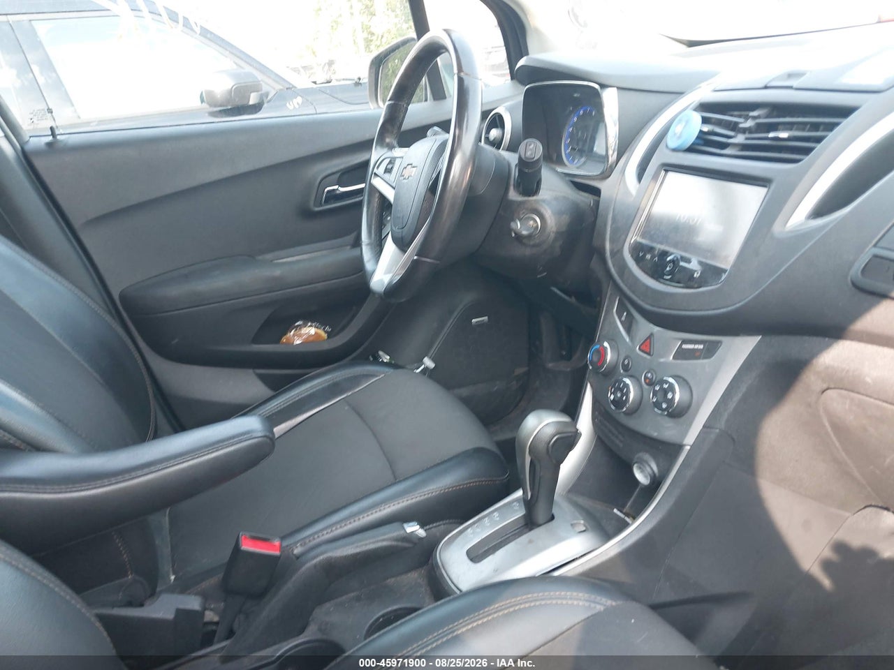2016 CHEVROLET TRAX LT · 5/11