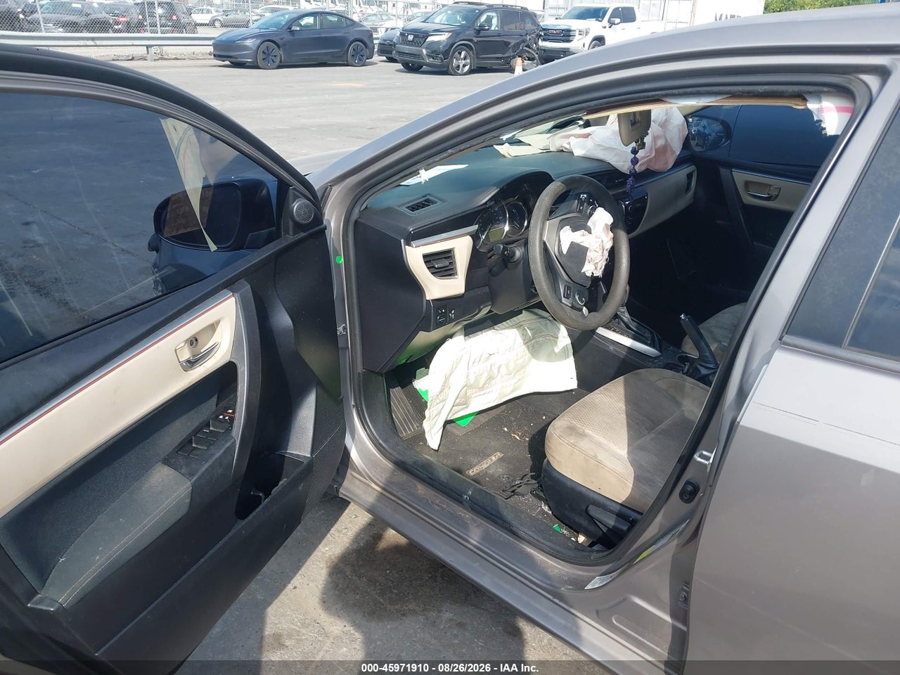 2015 TOYOTA COROLLA LE · 5/10
