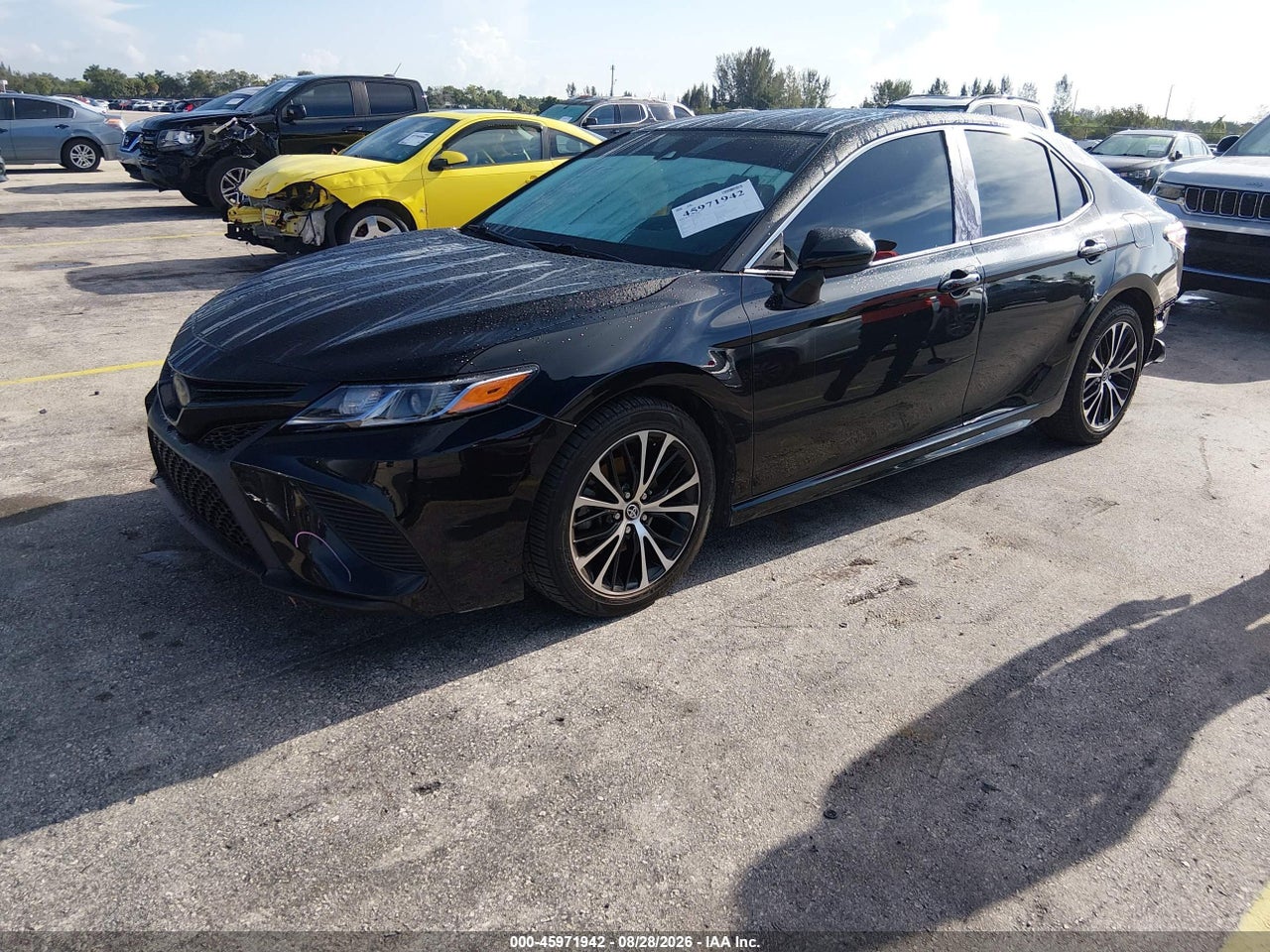 2019 TOYOTA CAMRY SE · 2/11