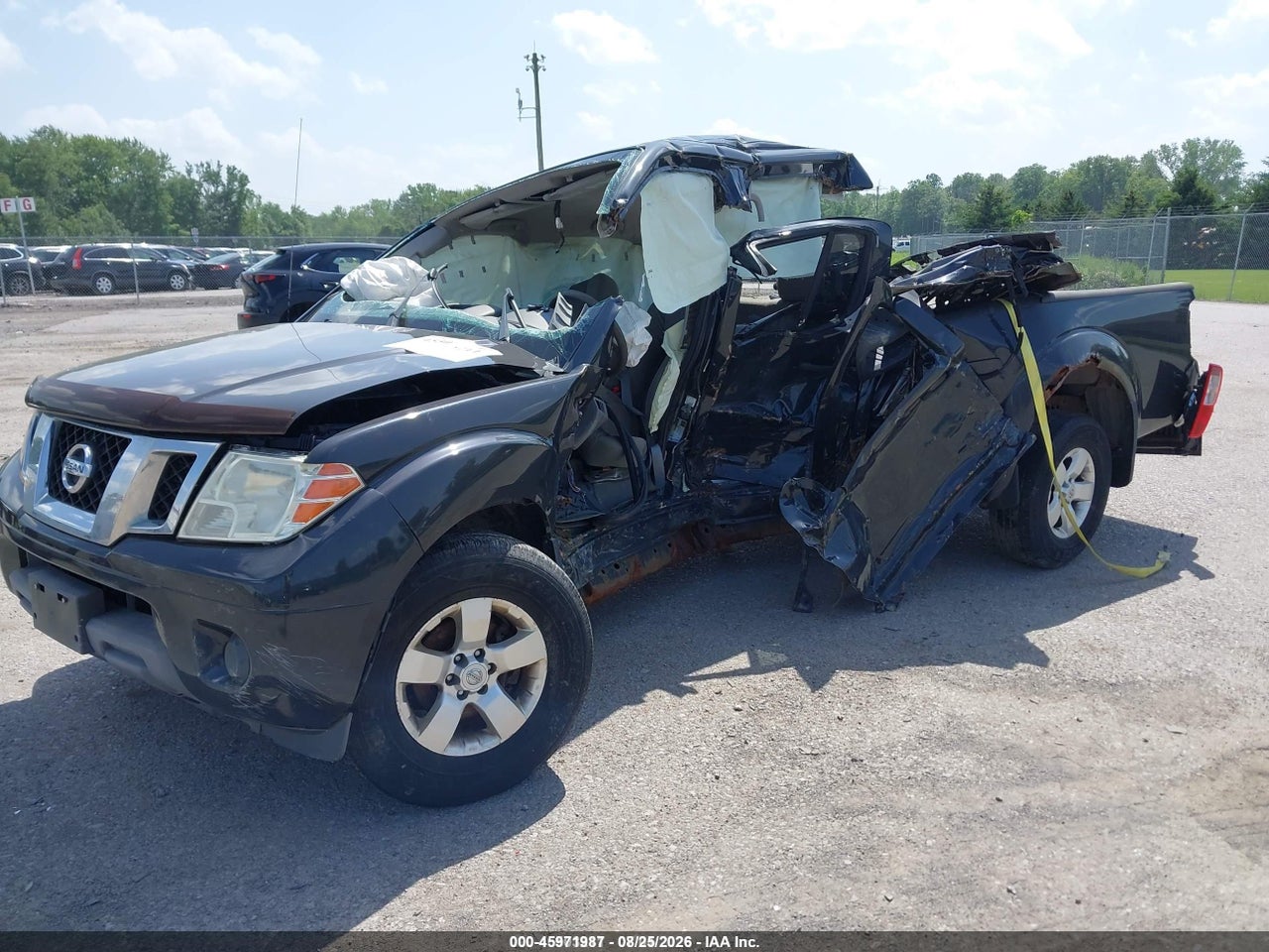2013 NISSAN FRONTIER SV · 2/11
