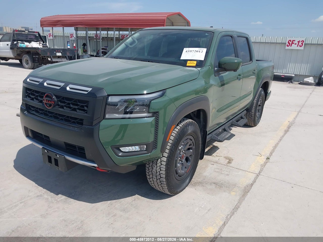 2026 NISSAN FRONTIER PRO-4X 4X4 · 2/11