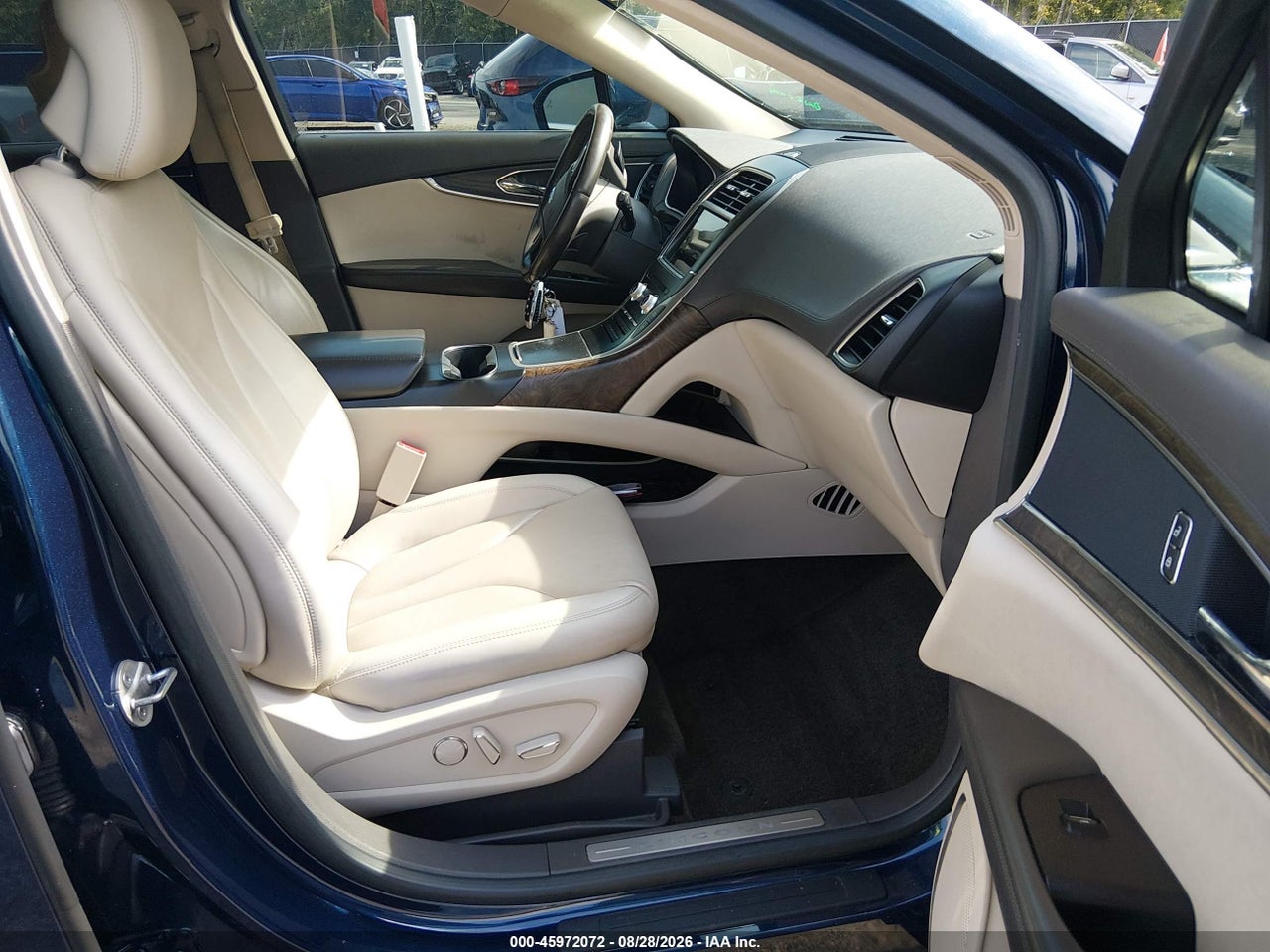 2017 LINCOLN MKX RESERVE · 5/11