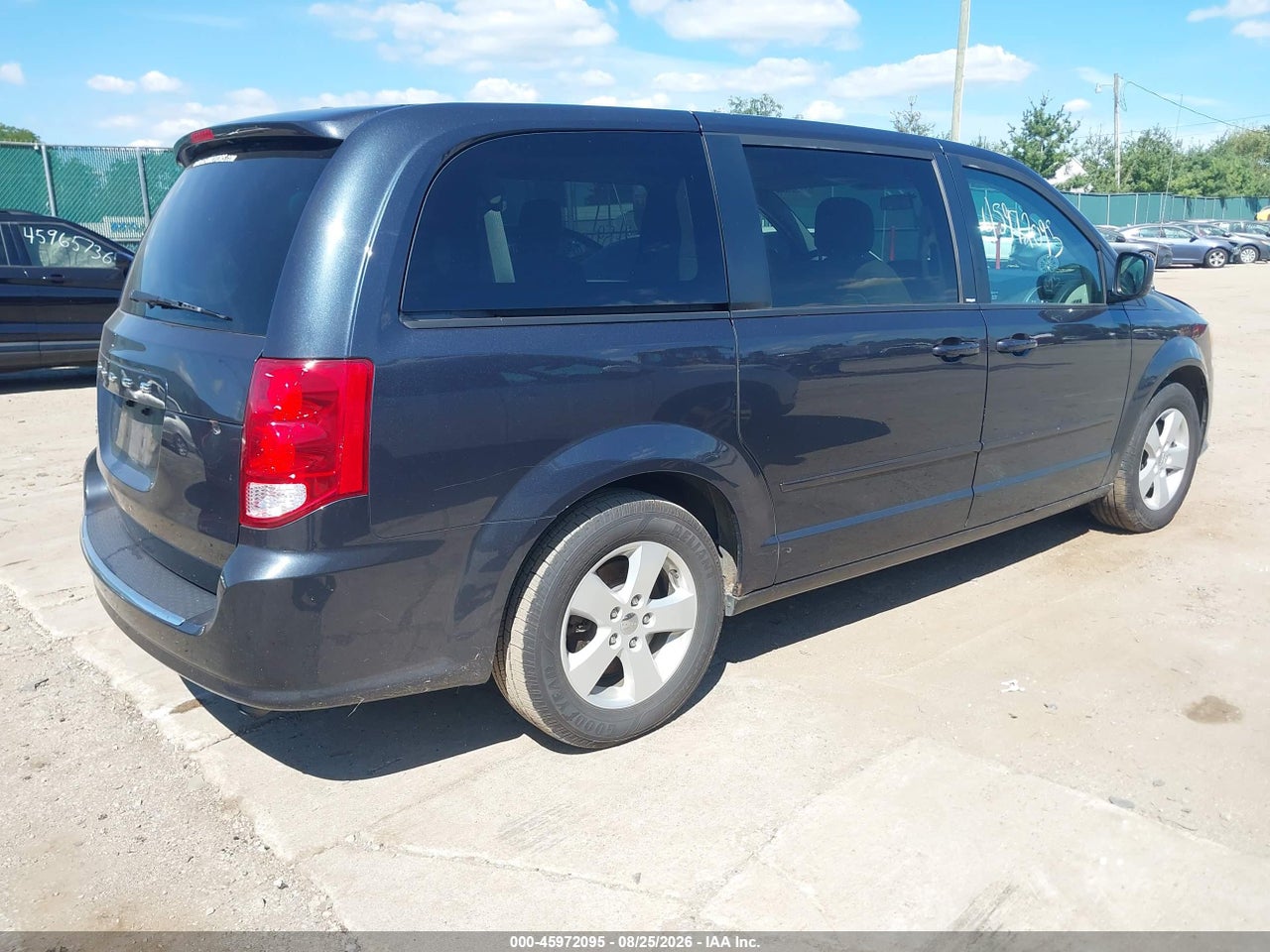 2013 DODGE GRAND CARAVAN SE · 4/11