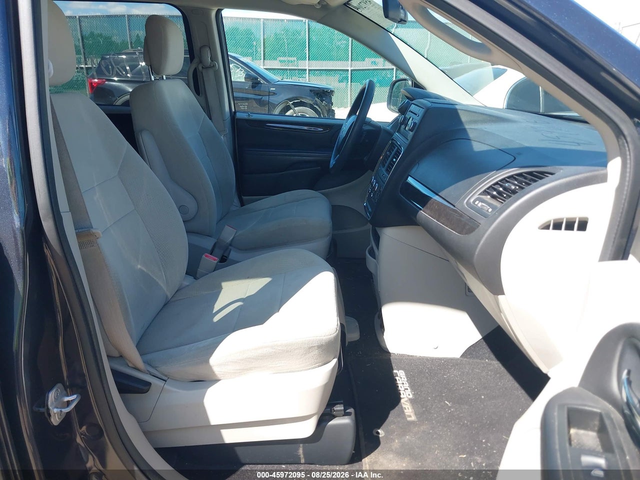 2013 DODGE GRAND CARAVAN SE · 5/11