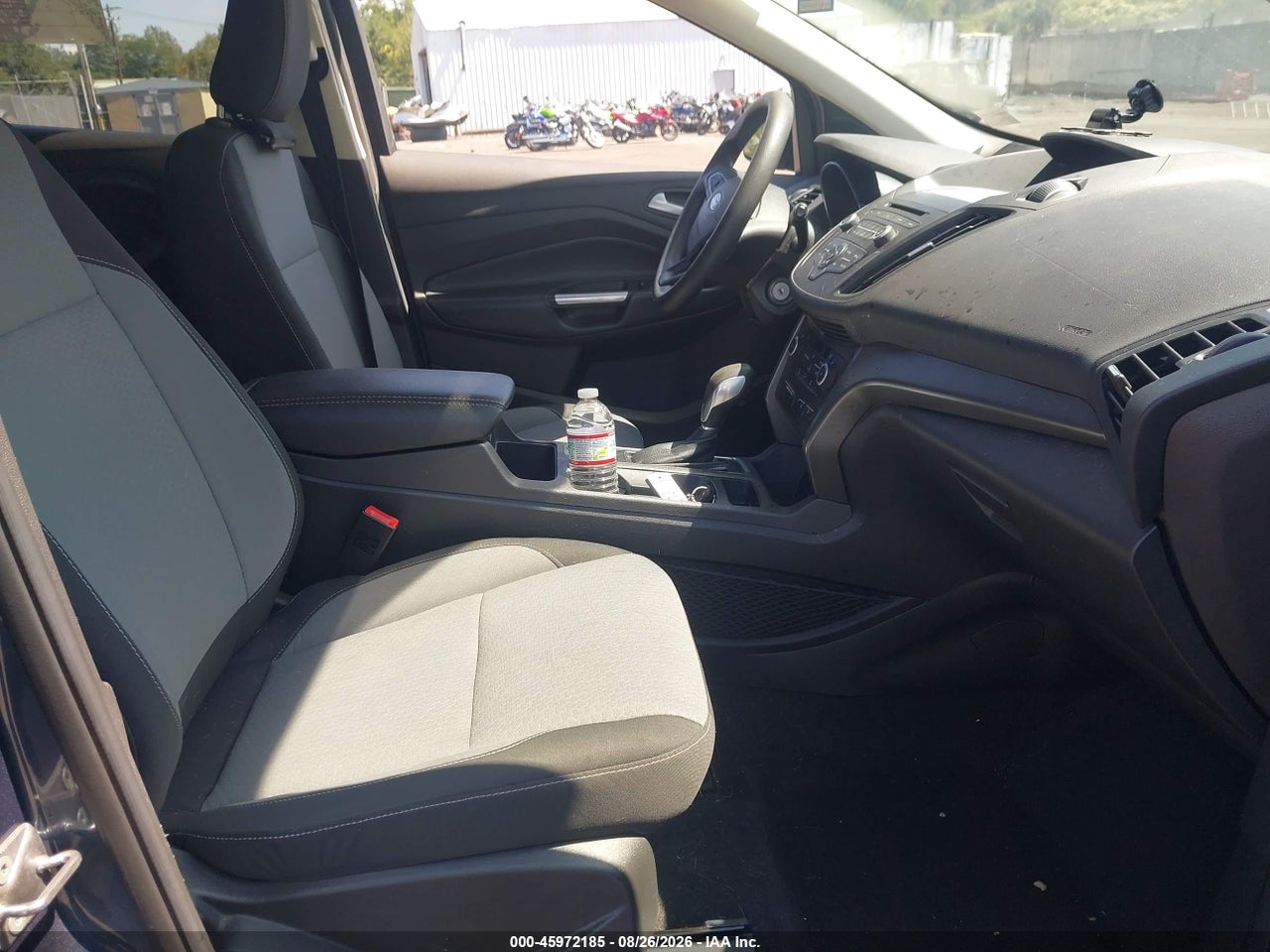 2018 FORD ESCAPE SE · 5/11
