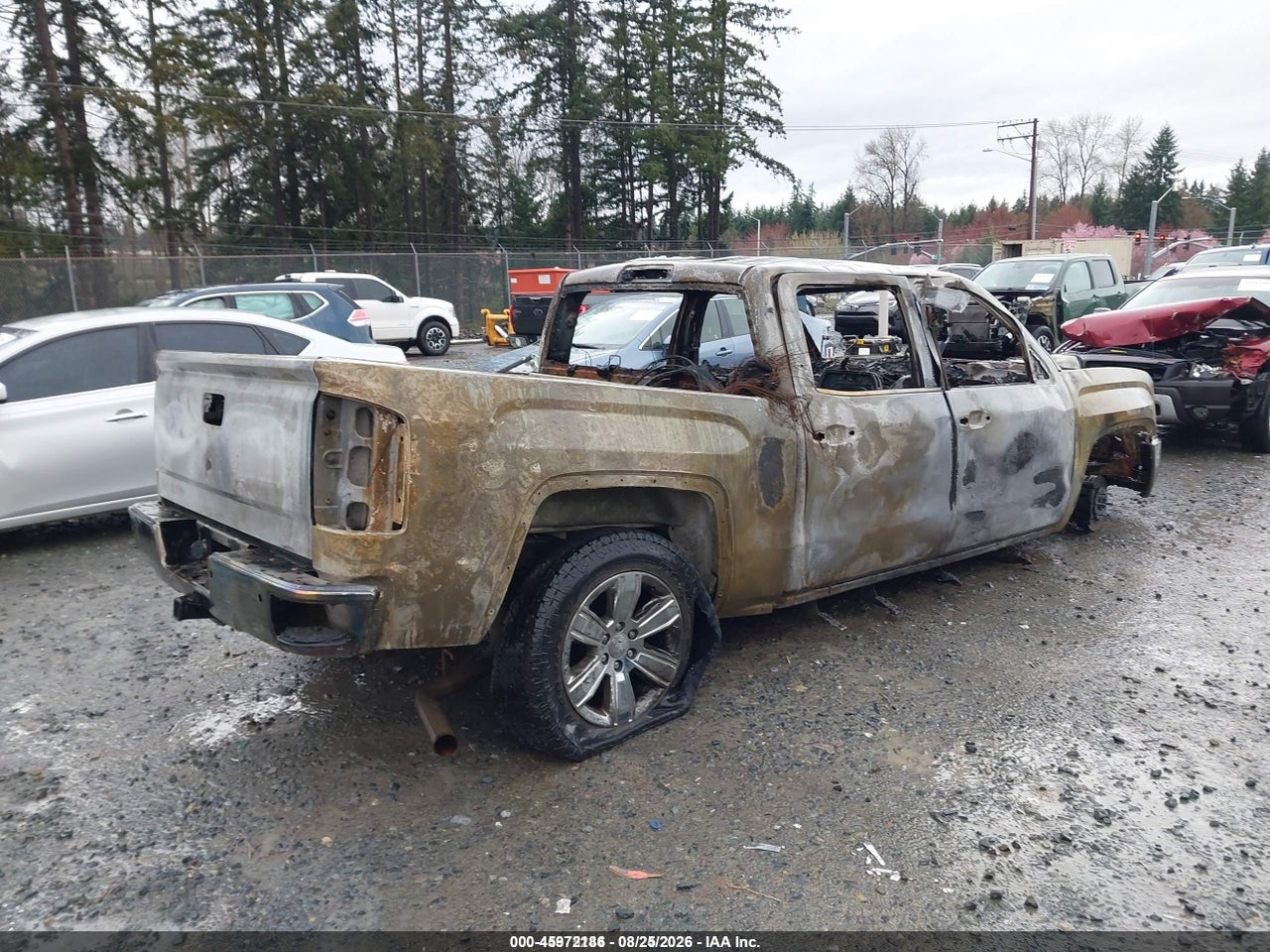 2017 GMC SIERRA 1500 SLT · 4/10