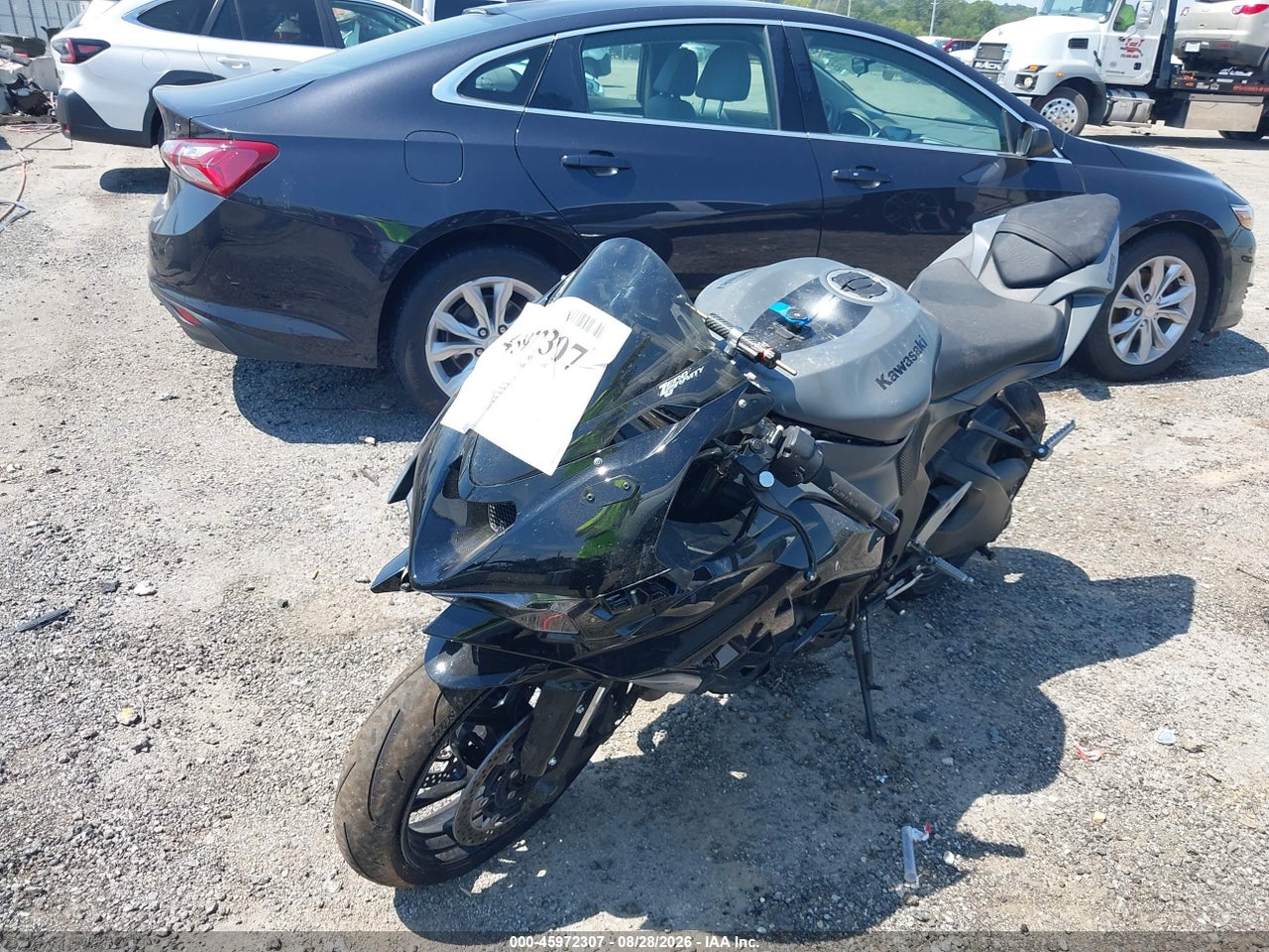 2025 KAWASAKI ZX636 K · 2/10