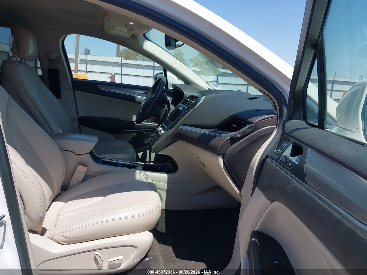 2019 LINCOLN MKC STANDARD · 5/11