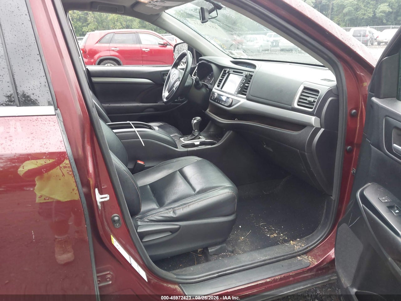2016 TOYOTA HIGHLANDER XLE V6 · 5/11