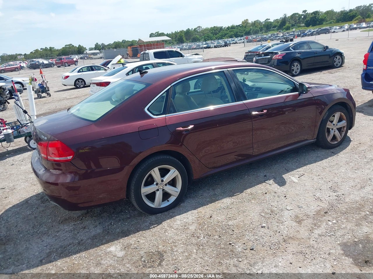 2012 VOLKSWAGEN PASSAT 2.0L TDI SE · 4/11