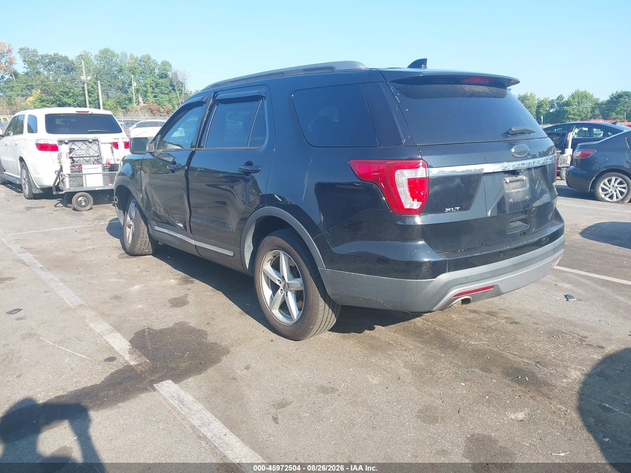 2017 FORD EXPLORER XLT · 3/11