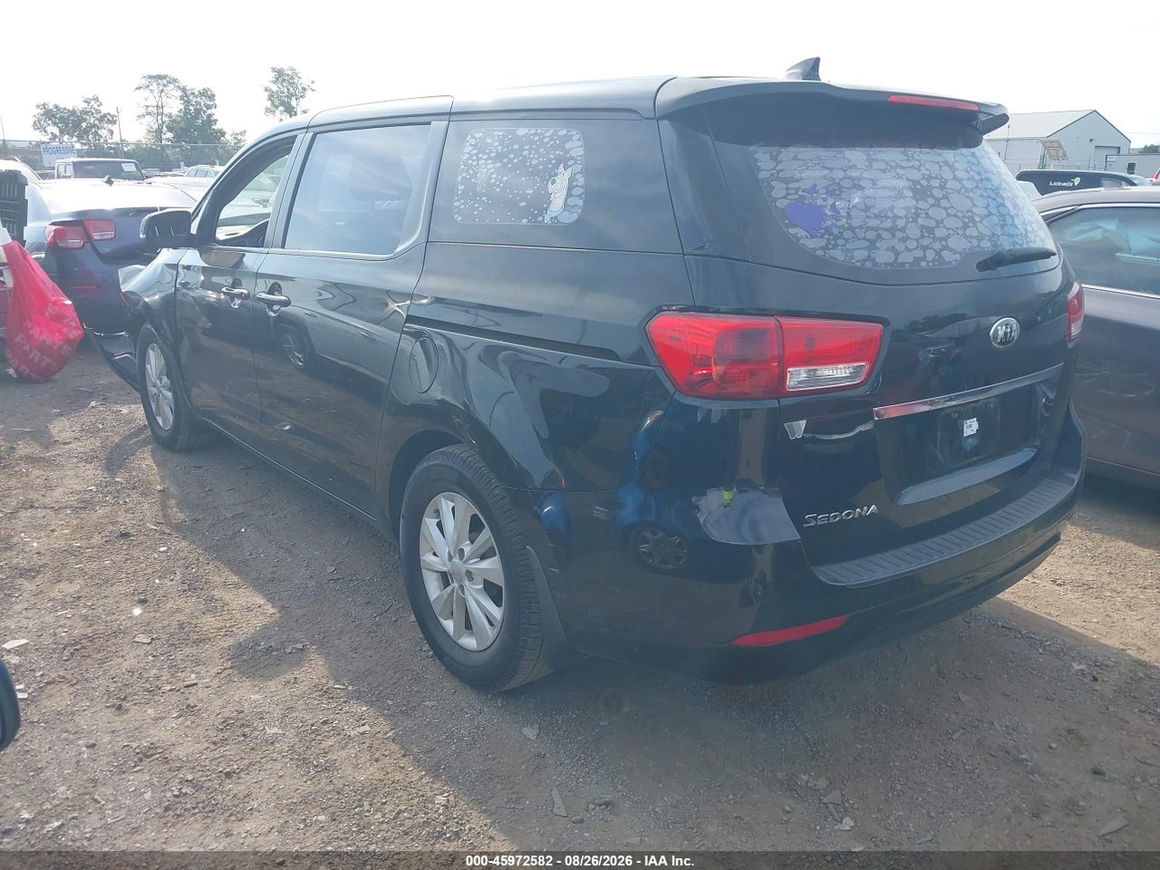 2016 KIA SEDONA L · 3/11