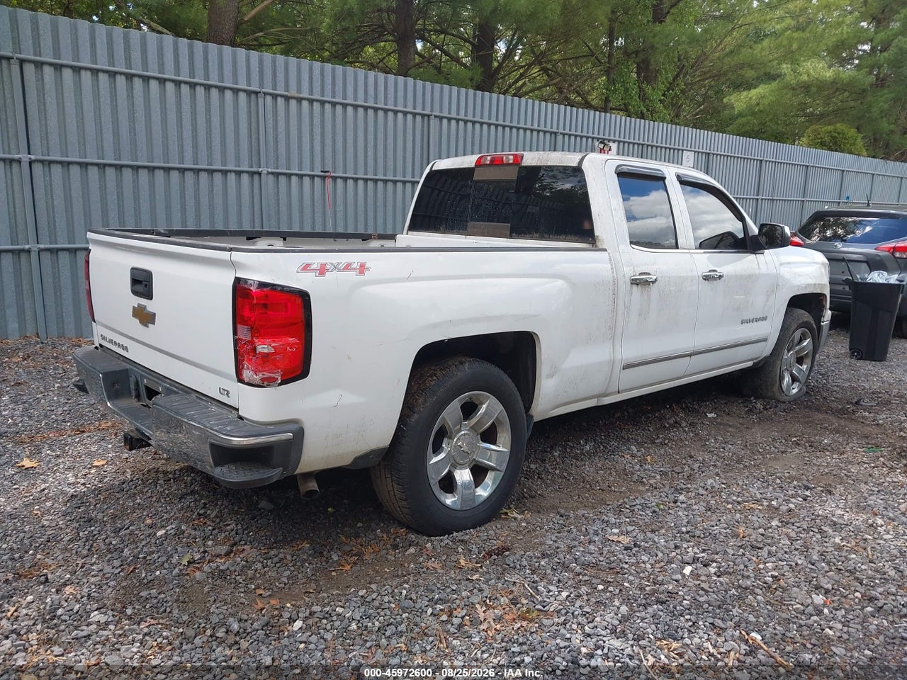2015 CHEVROLET SILVERADO 1500 LTZ · 4/11