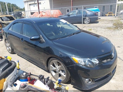 2012 TOYOTA CAMRY SE V6