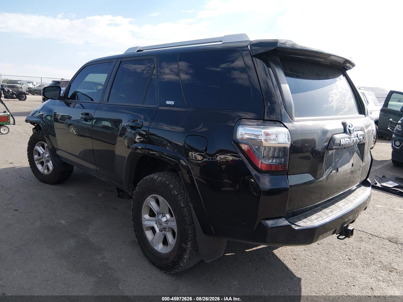 2016 TOYOTA 4RUNNER SR5 · 3/10