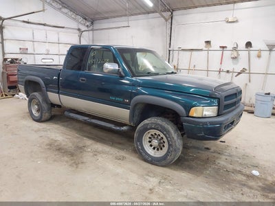 3B7KF23Z4VG****** · 1997 DODGE RAM 2500 ST