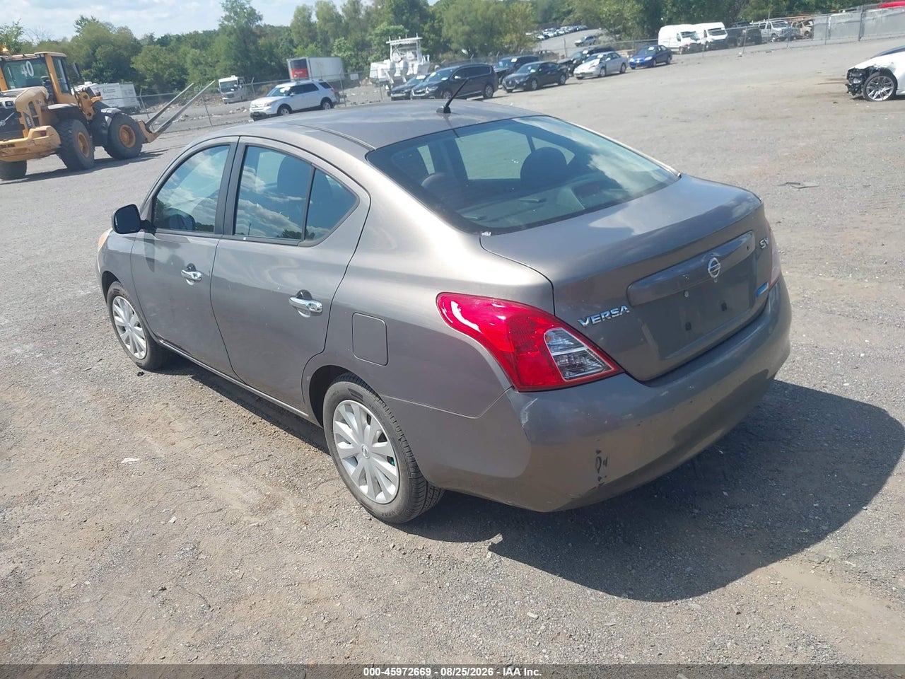 2012 NISSAN VERSA 1.6 SV · 3/11