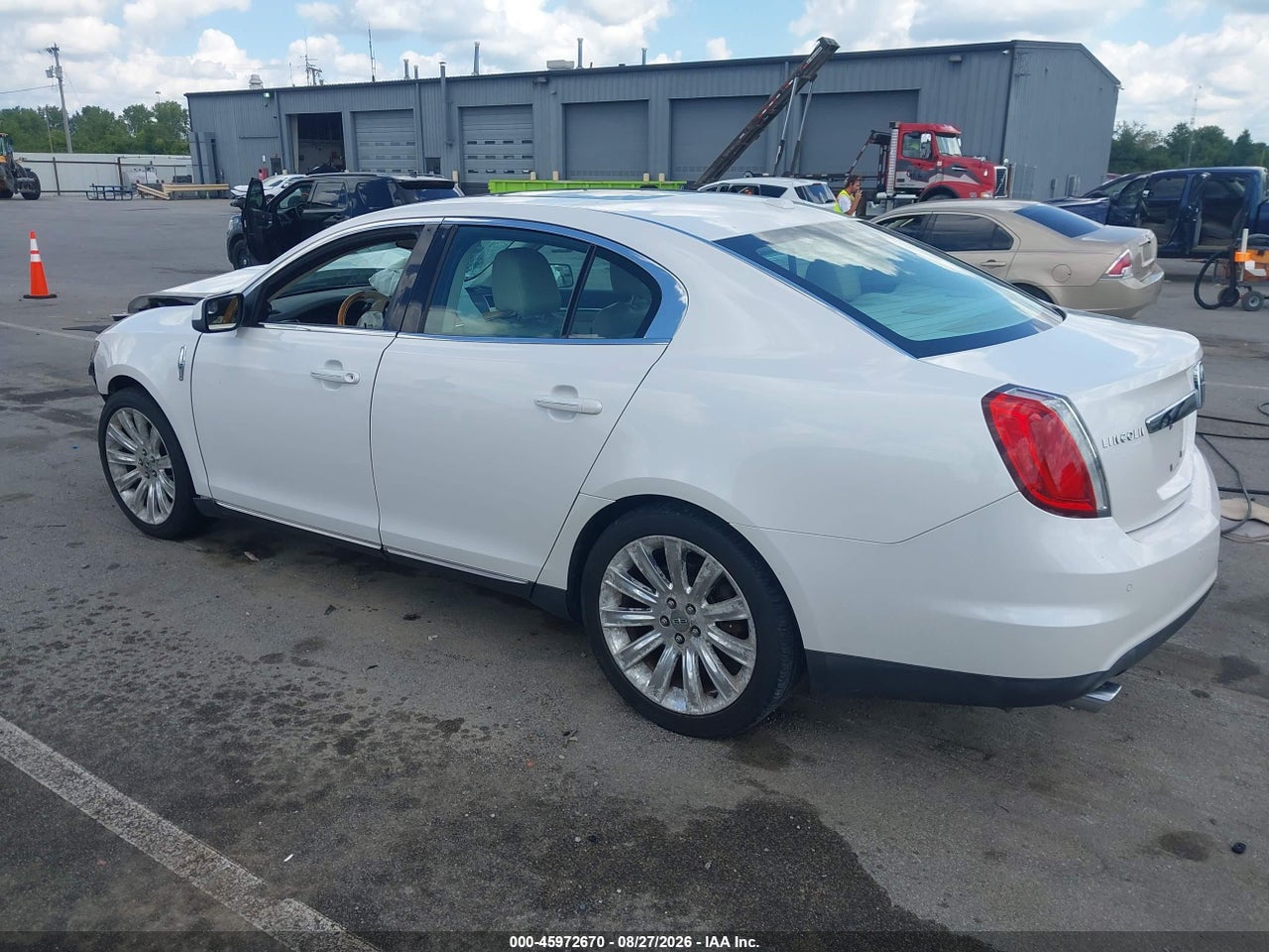 2012 LINCOLN MKS   · 3/11