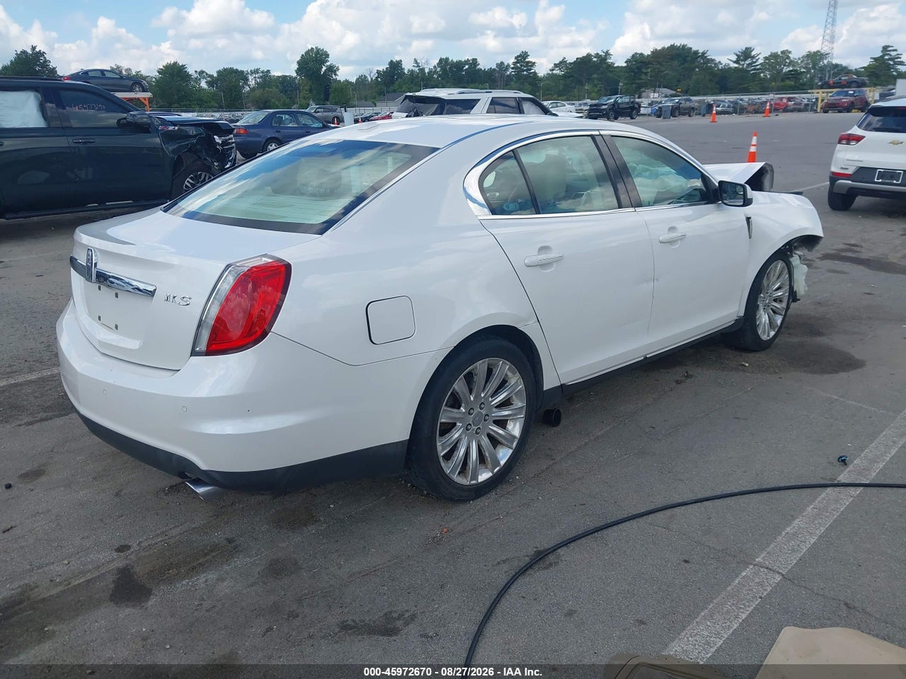 2012 LINCOLN MKS   · 4/11