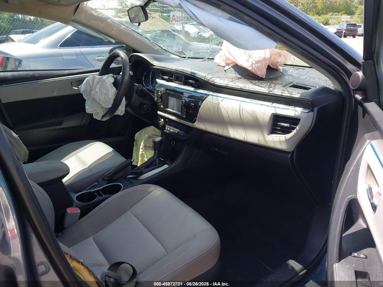 2016 TOYOTA COROLLA LE · 5/11