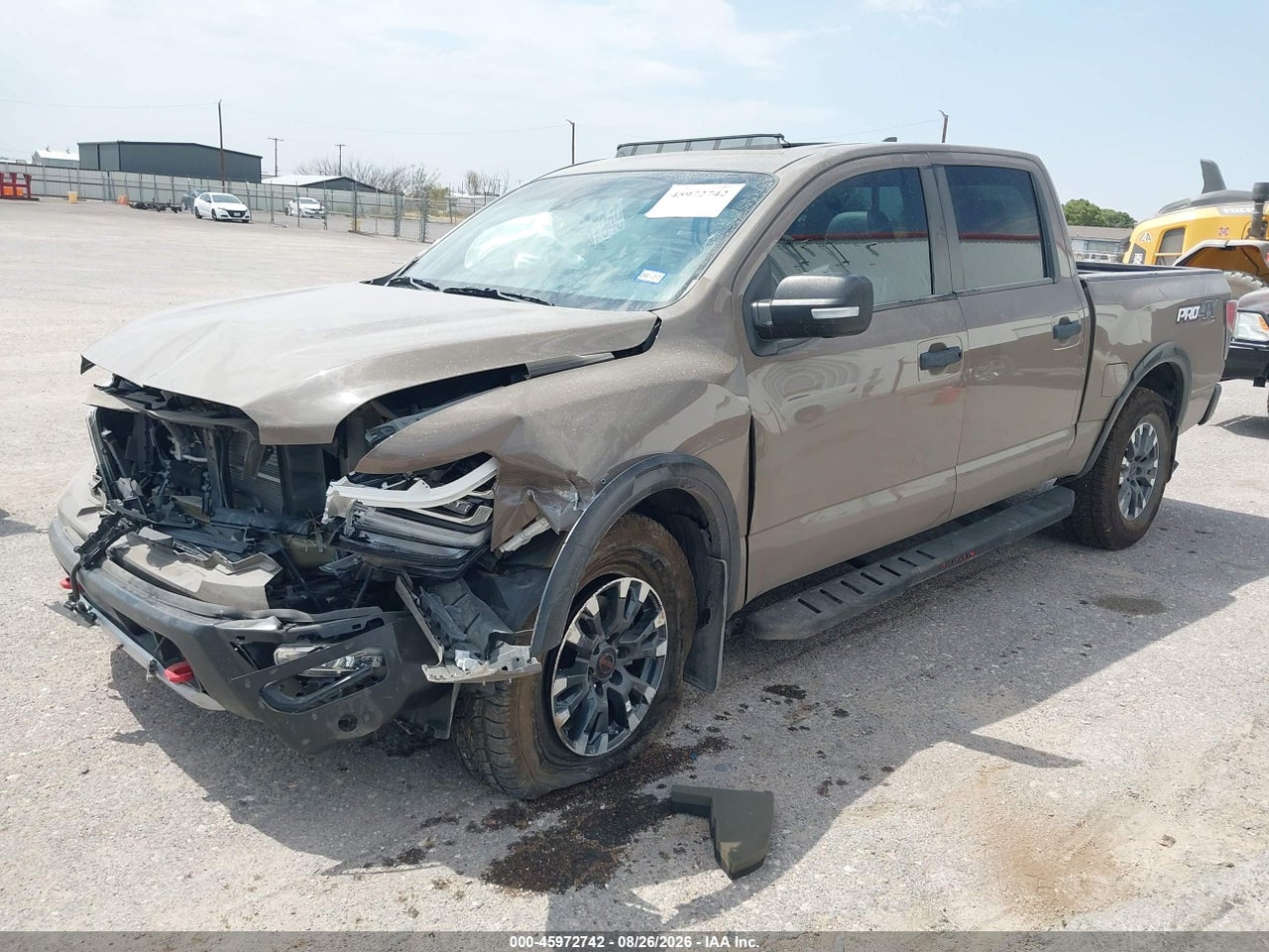 2024 NISSAN TITAN PRO-4X 4X4 · 2/11