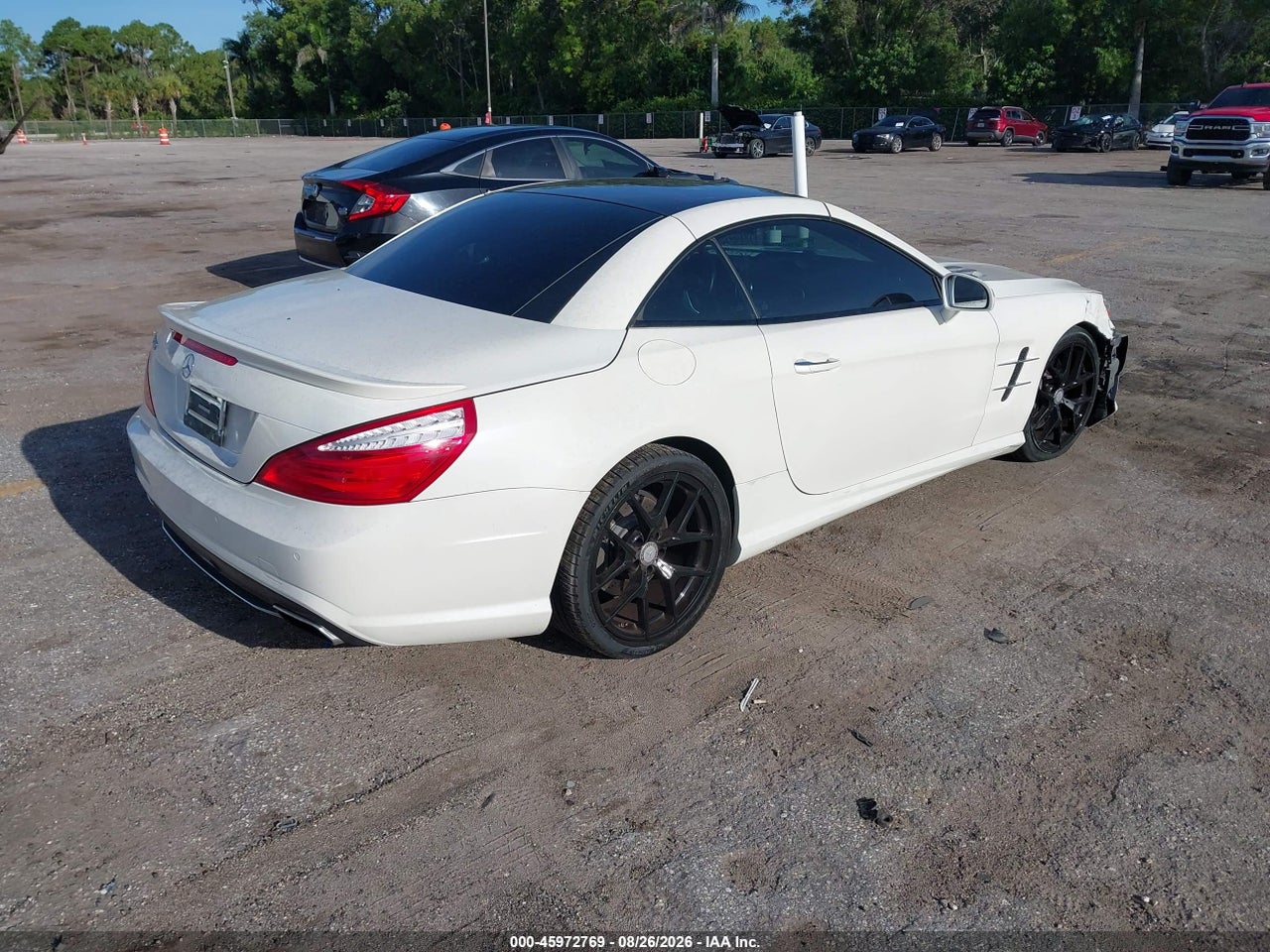 2013 MERCEDES-BENZ SL 550 · 4/11