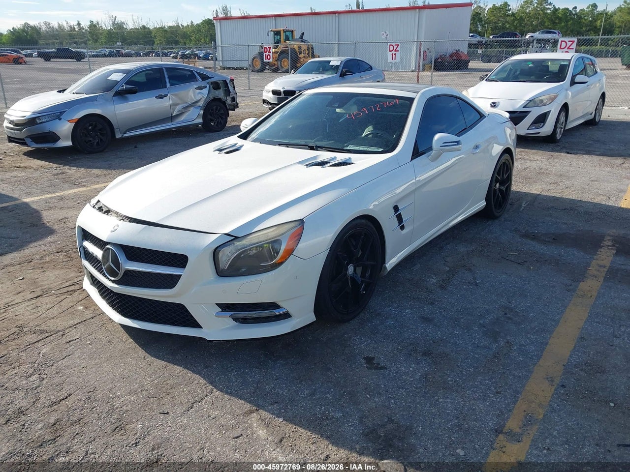 2013 MERCEDES-BENZ SL 550 · 2/11