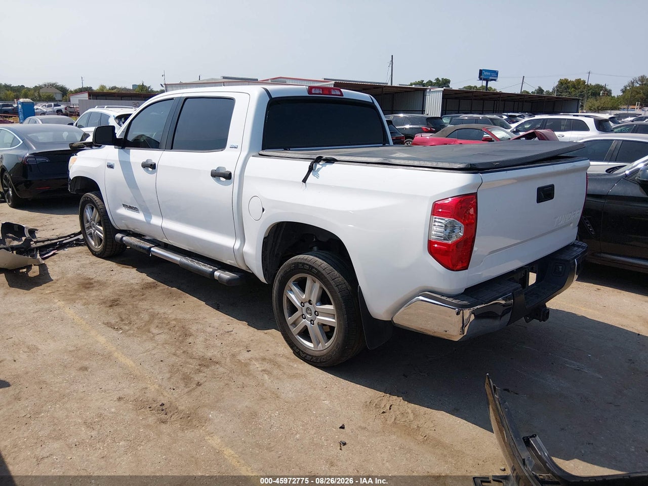 2015 TOYOTA TUNDRA SR5 5.7L V8 · 3/11