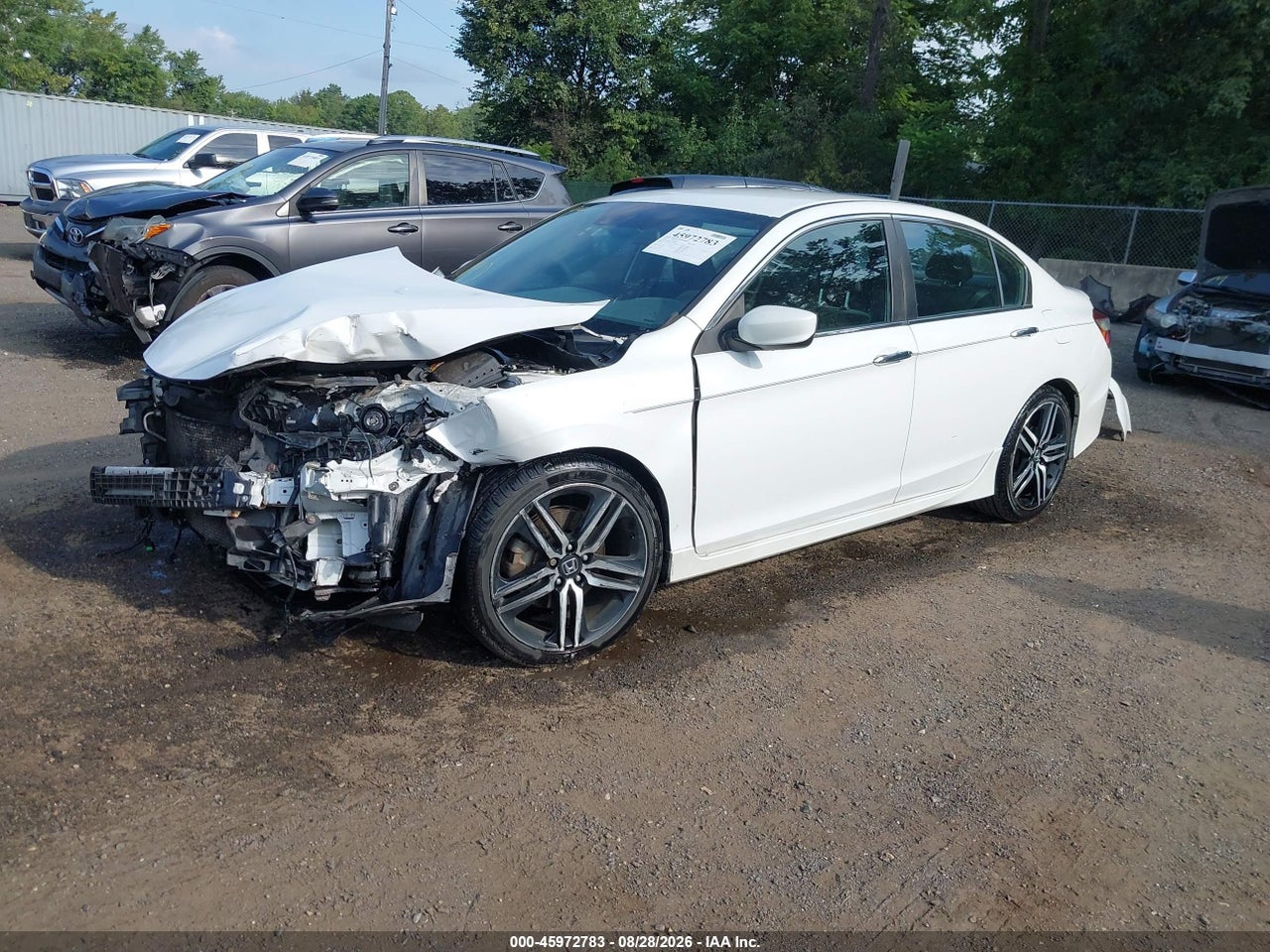 2016 HONDA ACCORD SPORT · 2/11