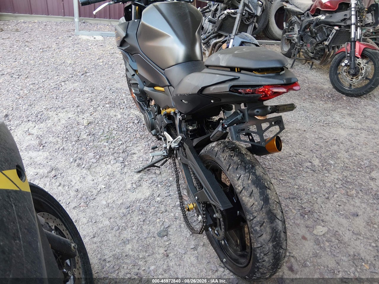 2026 KAWASAKI ER500 · 3/11
