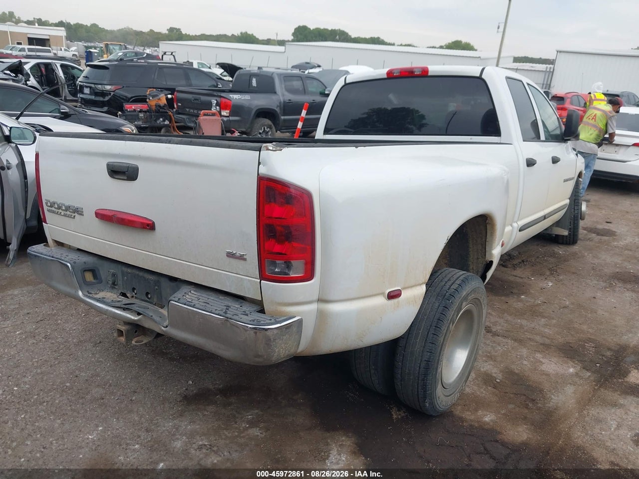2004 DODGE RAM 3500 SLT/LARAMIE · 4/4